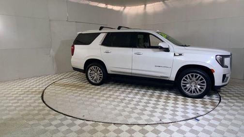 White Frost Tricoat 2024 GMC Yukon Denali