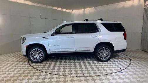 White Frost Tricoat 2024 GMC Yukon Denali
