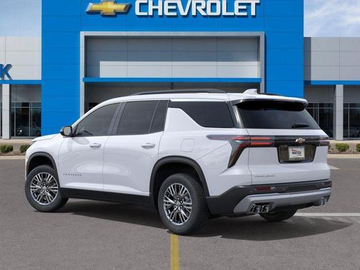 Summit White 2026 Chevrolet Traverse LT