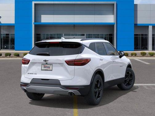 Summit White 2025 Chevrolet Blazer 2LT