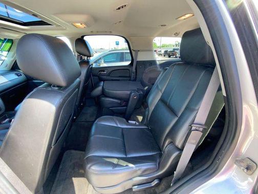 Sheer Silver Metallic 2011 Chevrolet Tahoe LT