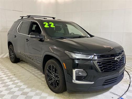 2022 Chevrolet Traverse LT Cloth