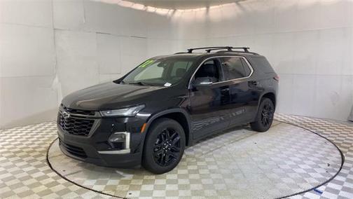 2022 Chevrolet Traverse LT Cloth