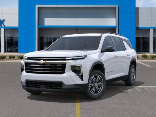 Summit White 2026 Chevrolet Traverse LT