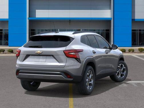 Sterling Gray Metallic 2026 Chevrolet Trax LT
