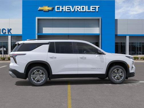 Summit White 2027 Chevrolet Traverse LT