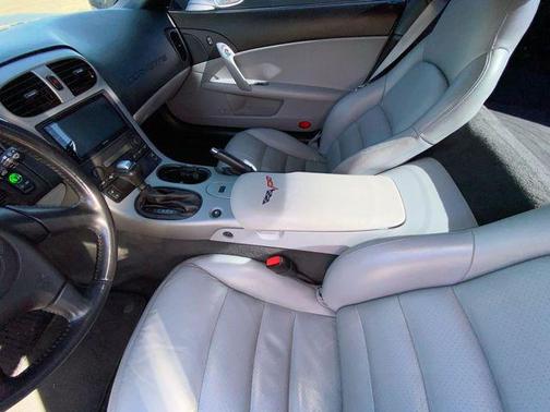 Ricochet Silver Metallic 2005 Chevrolet Corvette Base