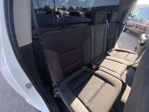 Summit White 2018 Chevrolet Silverado 1500 2LT