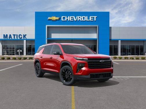 Radiant Red Tintcoat 2026 Chevrolet Traverse LT
