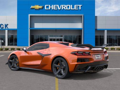 Sebring Orange Tintcoat 2026 Chevrolet Corvette Z06