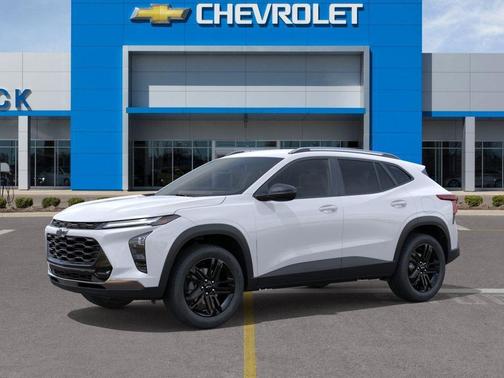 Summit White 2026 Chevrolet Trax FWD ACTIV