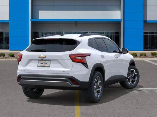 Summit White 2026 Chevrolet Trax LT