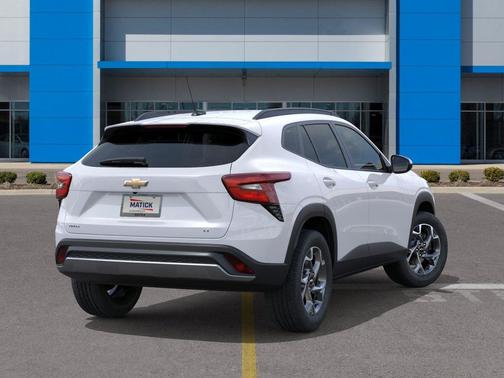 Summit White 2026 Chevrolet Trax LT