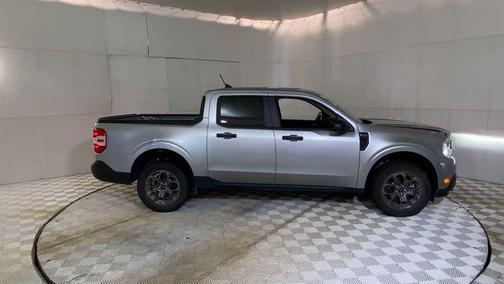 Silver Metallic 2022 Ford Maverick XLT