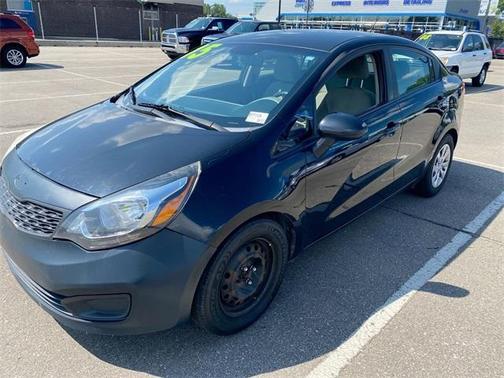 Photo 5 of 31 of 2015 Kia Rio LX