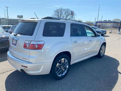 2011 GMC Acadia Denali