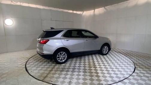 Silver Ice Metallic 2020 Chevrolet Equinox 1LT