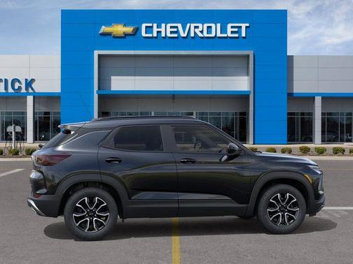 Mosaic Black Metallic 2026 Chevrolet Trailblazer ACTIV