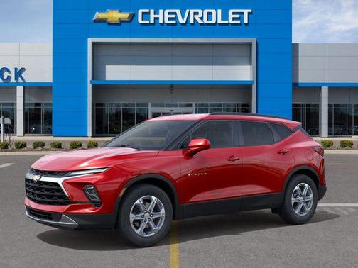 Radiant Red Tintcoat 2026 Chevrolet Blazer 2LT