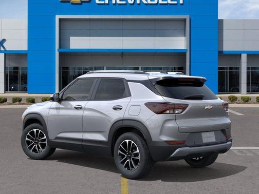 Sterling Gray Metallic 2026 Chevrolet Trailblazer LT