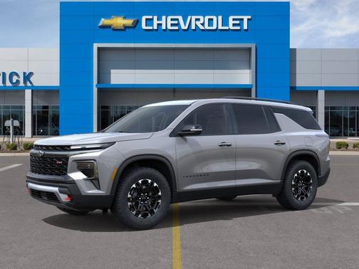 Sterling Gray Metallic 2027 Chevrolet Traverse AWD Z71