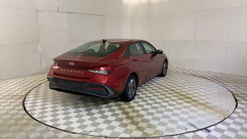 Ultimate Red 2024 Hyundai ELANTRA SEL