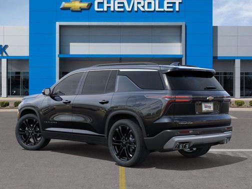 Mosaic Black Metallic 2026 Chevrolet Traverse LT