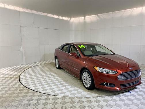 2014 Ford Fusion Hybrid SE