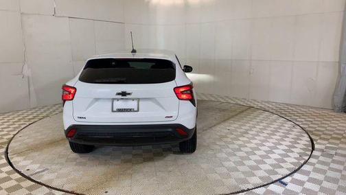 Summit White 2024 Chevrolet Trax FWD 1RS