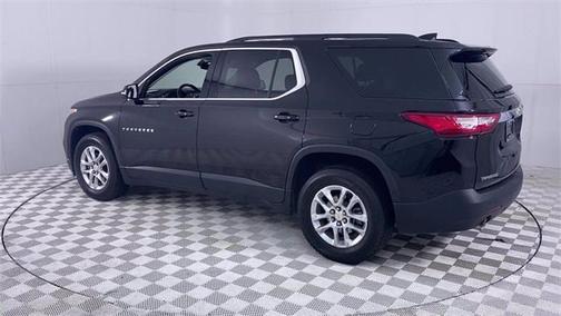 Mosaic Black Metallic 2019 Chevrolet Traverse LT Leather