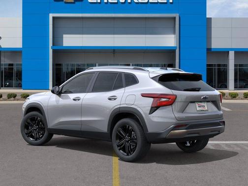 Sterling Gray Metallic 2026 Chevrolet Trax FWD ACTIV