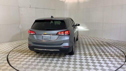 Sterling Gray Metallic 2024 Chevrolet Equinox 1LT