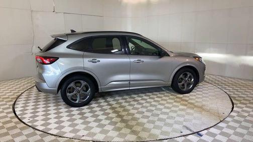 ICONIC SILVER METALLIC 2024 Ford Escape ST-Line