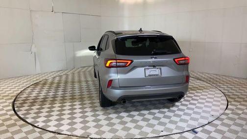 ICONIC SILVER METALLIC 2024 Ford Escape ST-Line