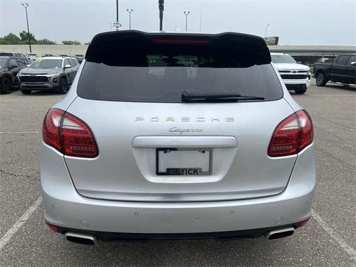 2012 Porsche Cayenne Base