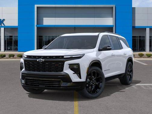 Polar White Tricoat 2026 Chevrolet Traverse RS