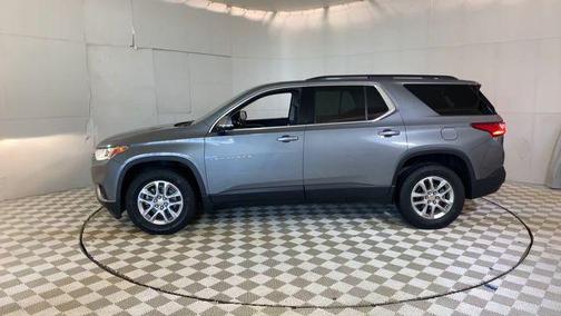 Satin Steel Metallic 2019 Chevrolet Traverse LT Cloth