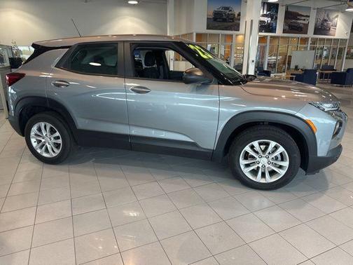 Sterling Gray Metallic 2023 Chevrolet Trailblazer LS
