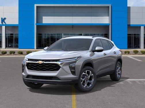 Sterling Gray Metallic 2025 Chevrolet Trax LT