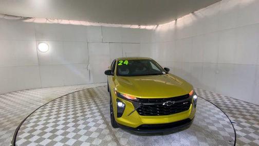 Nitro Yellow Metallic 2024 Chevrolet Trax FWD 1RS