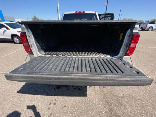Silver Ice Metallic 2015 Chevrolet Silverado 1500 1LT