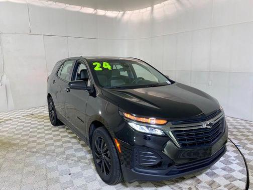 Mosaic Black Metallic 2024 Chevrolet Equinox LS