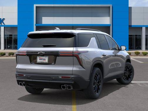 Sterling Gray Metallic 2026 Chevrolet Traverse LT