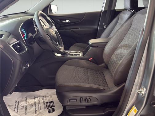 Sterling Gray Metallic 2024 Chevrolet Equinox 1LT