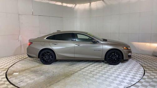 Mineral Gray Metallic 2022 Chevrolet Malibu FWD LT