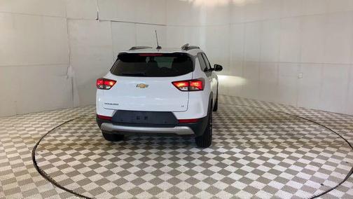 Summit White 2024 Chevrolet Trailblazer LT