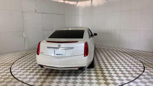 White Diamond Tricoat 2014 Cadillac XTS Premium