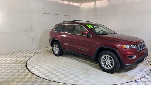 Velvet Red Pearlcoat 2018 Jeep Grand Cherokee Laredo E