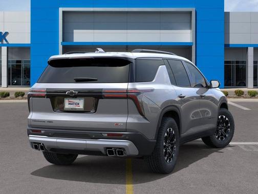 Sterling Gray Metallic 2027 Chevrolet Traverse AWD Z71