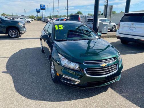 Rainforest Green Metallic 2015 Chevrolet Cruze 1LT